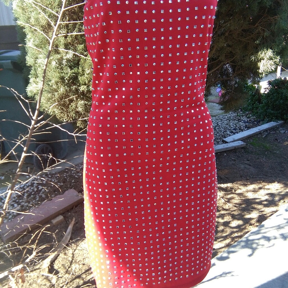 Large beatiful strapi dress